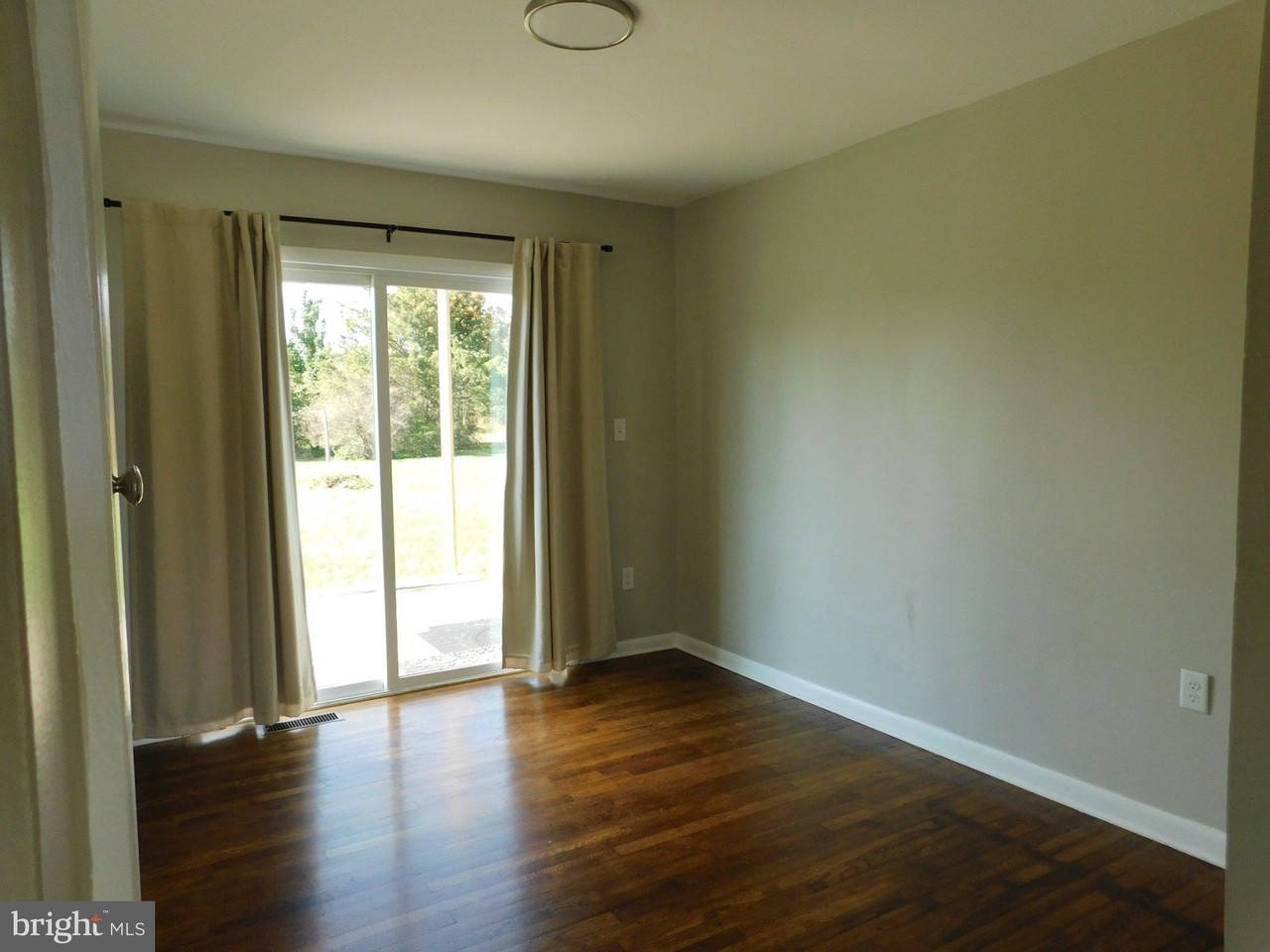 146 Sunset Dr - Photo 4 of 21