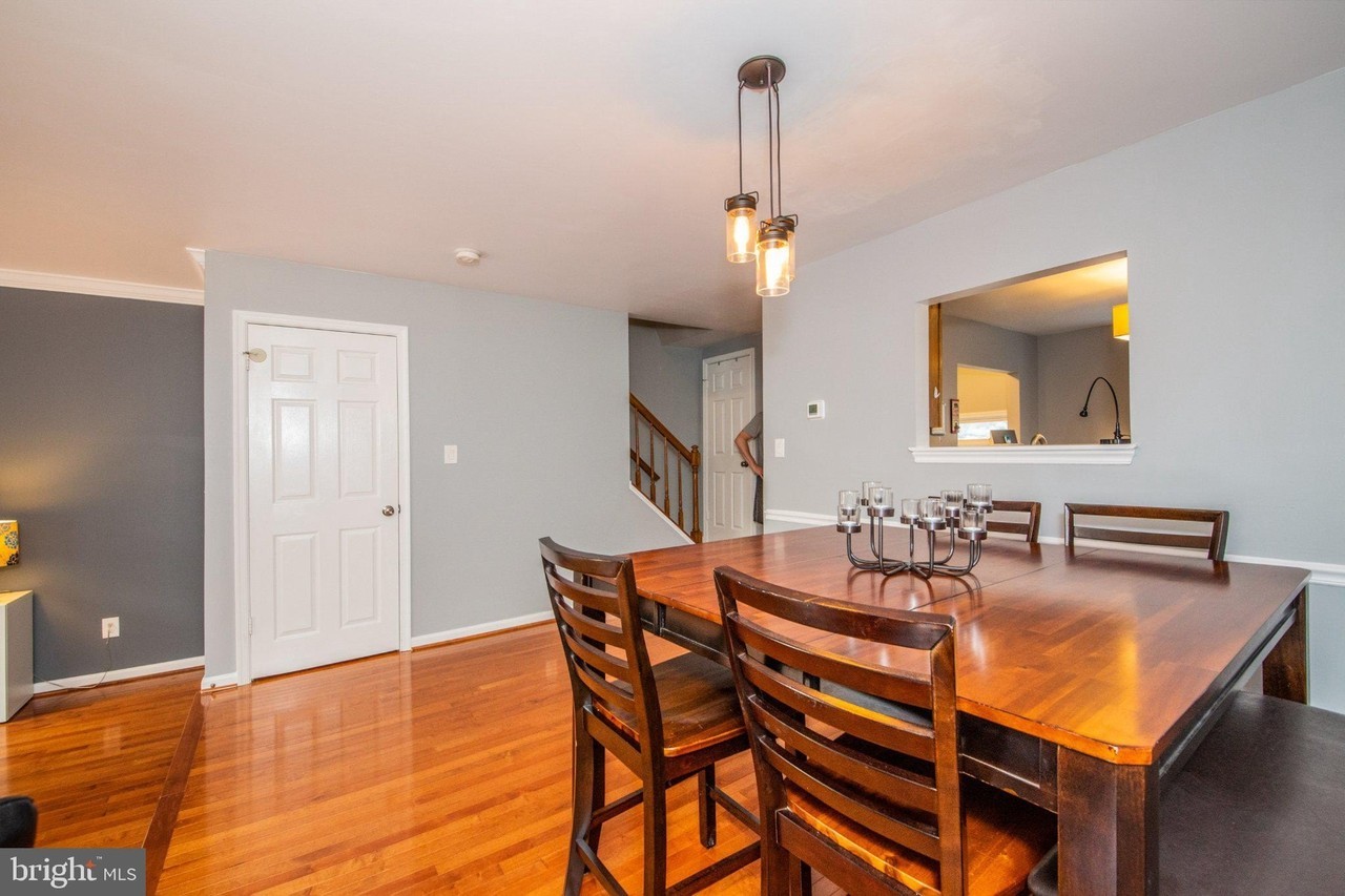 6831 Signature Cir - Photo 5 of 29