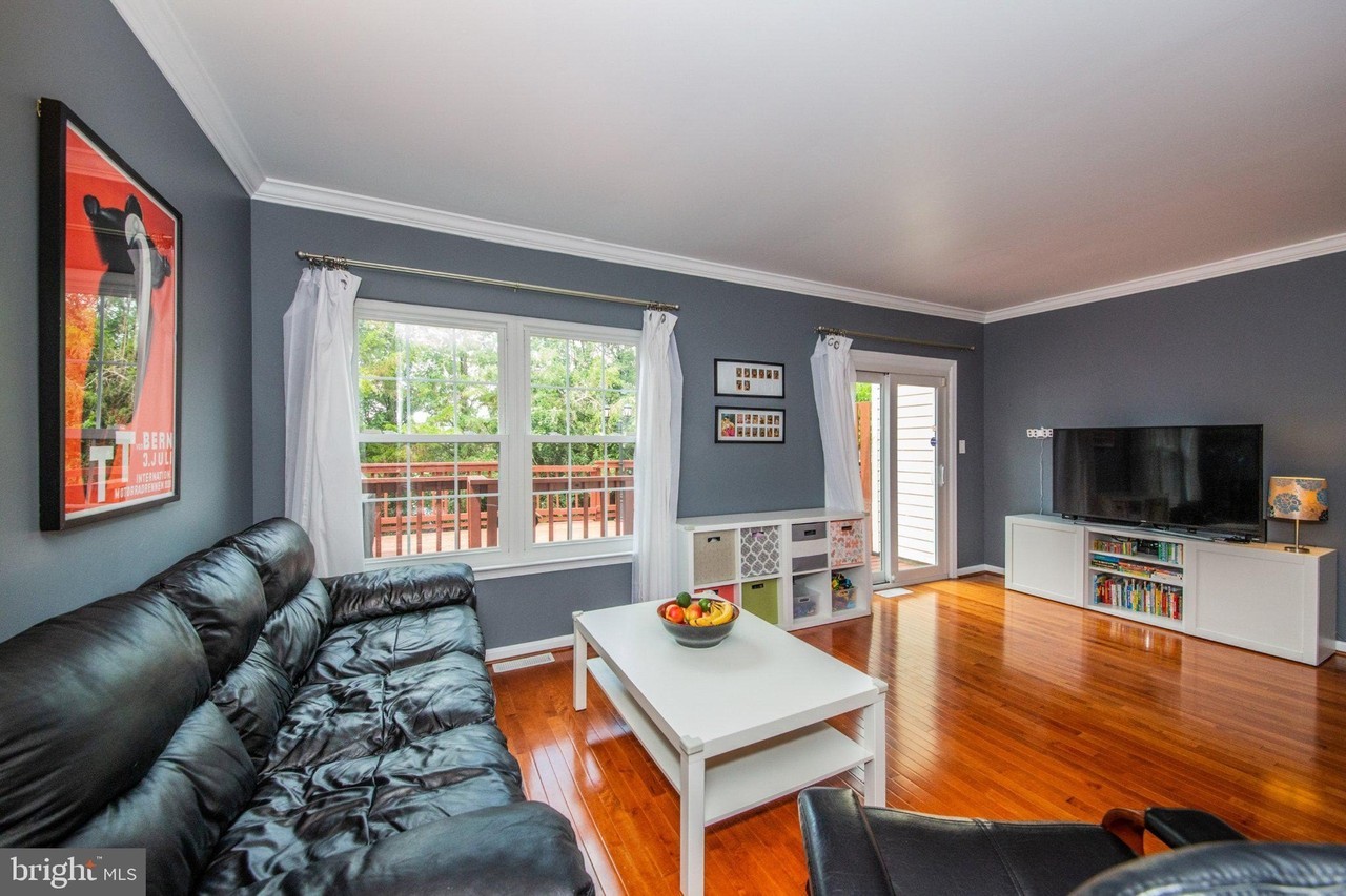6831 Signature Cir - Photo 7 of 29