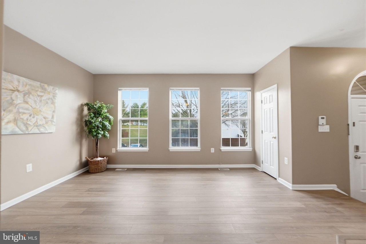 13118 Forest Mist Ln - Photo 6 of 35