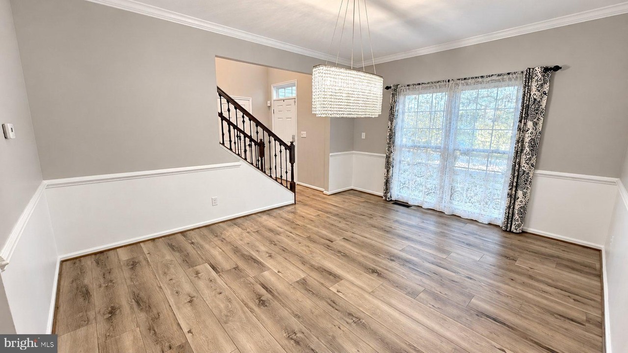 10545 Turning Grass Way - Photo 5 of 43