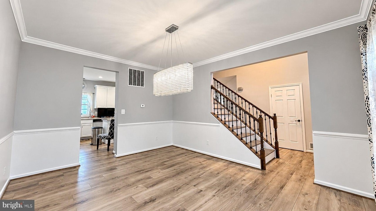 10545 Turning Grass Way - Photo 6 of 43