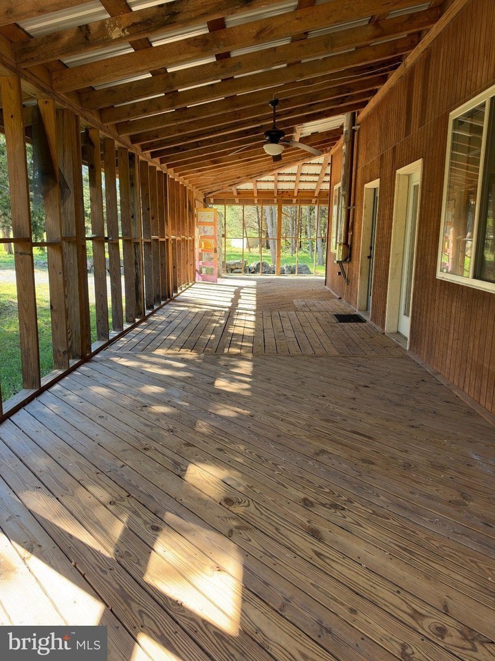 12349 Back Rd - Photo 3 of 17