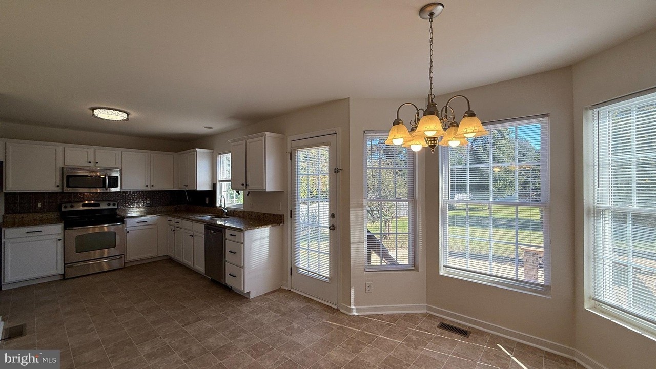 113 Brickert St - Photo 2 of 19