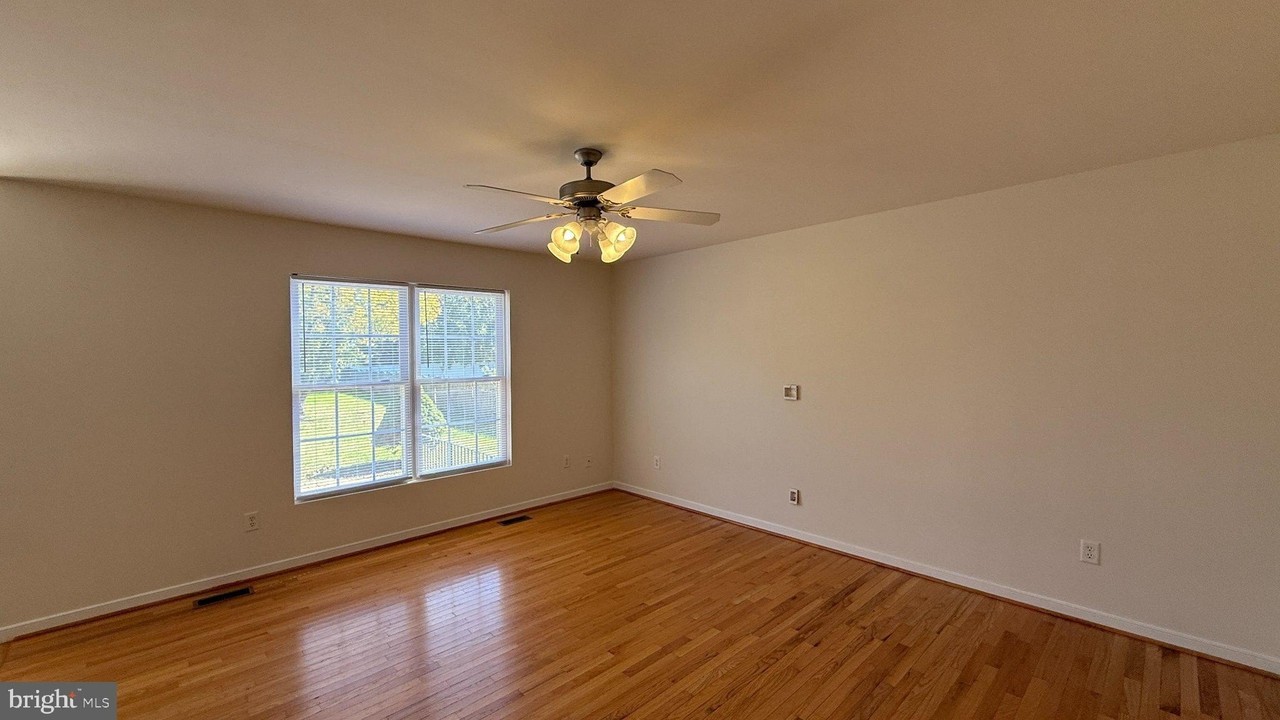 113 Brickert St - Photo 3 of 19