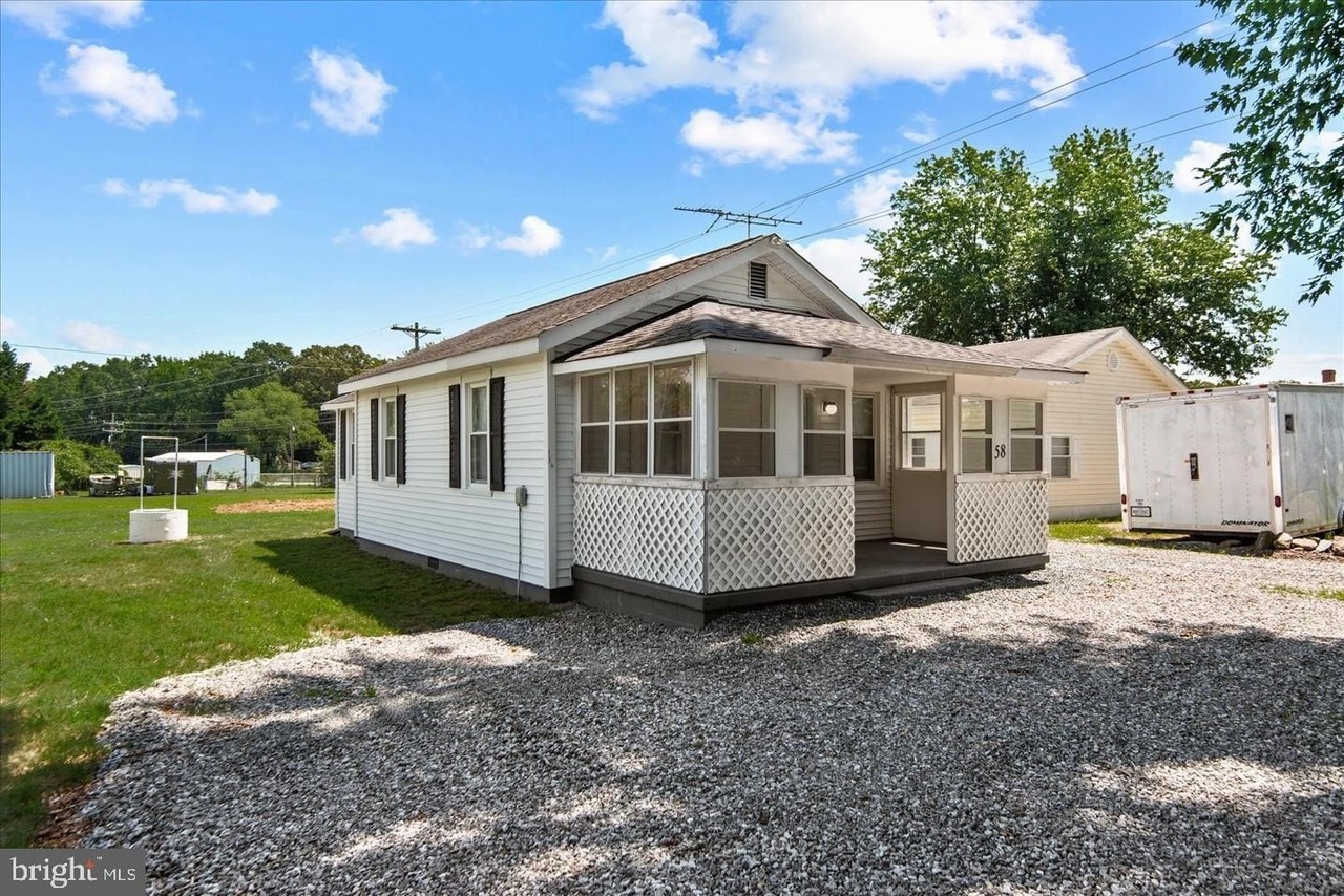 58 Longfield Rd - Photo 3 of 31