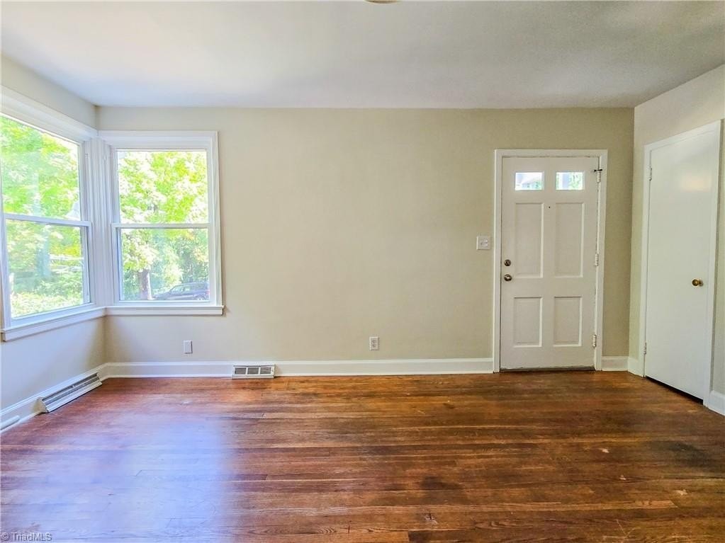 1312 Revere Rd - Photo 3 of 11