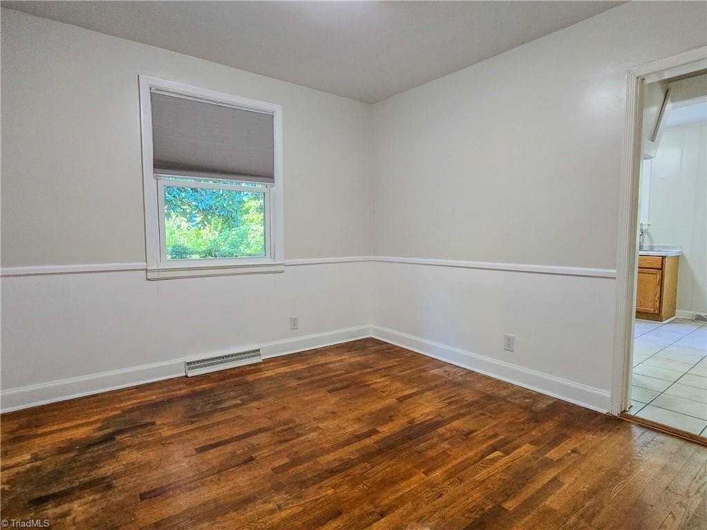 1312 Revere Rd - Photo 4 of 11
