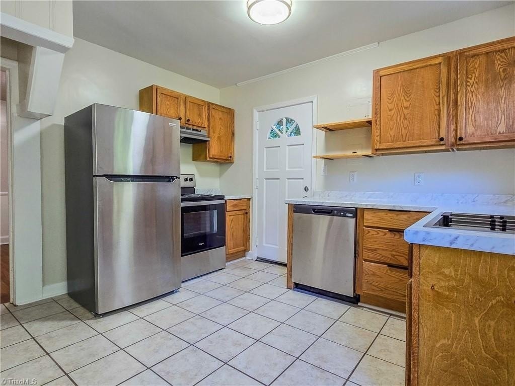 1312 Revere Rd - Photo 5 of 11