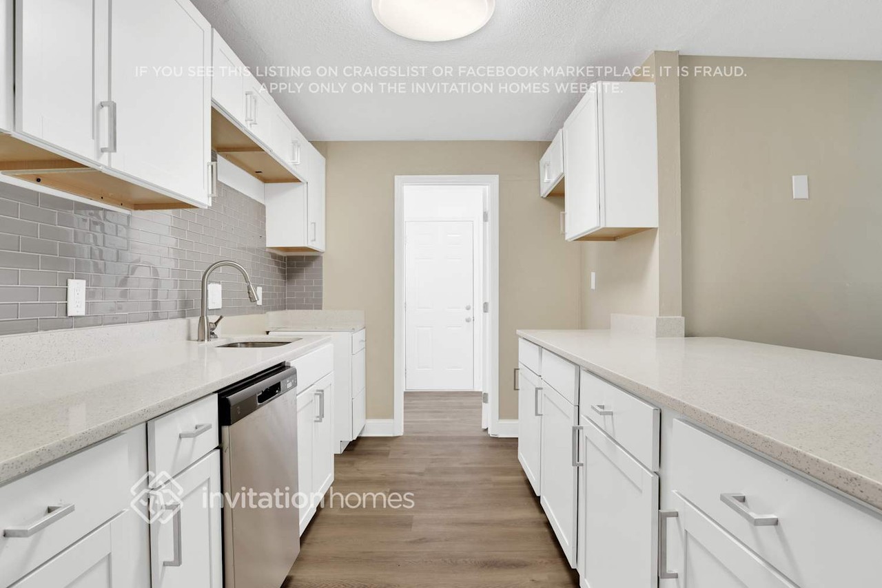 4638 King Cole Blvd - Photo 6 of 28