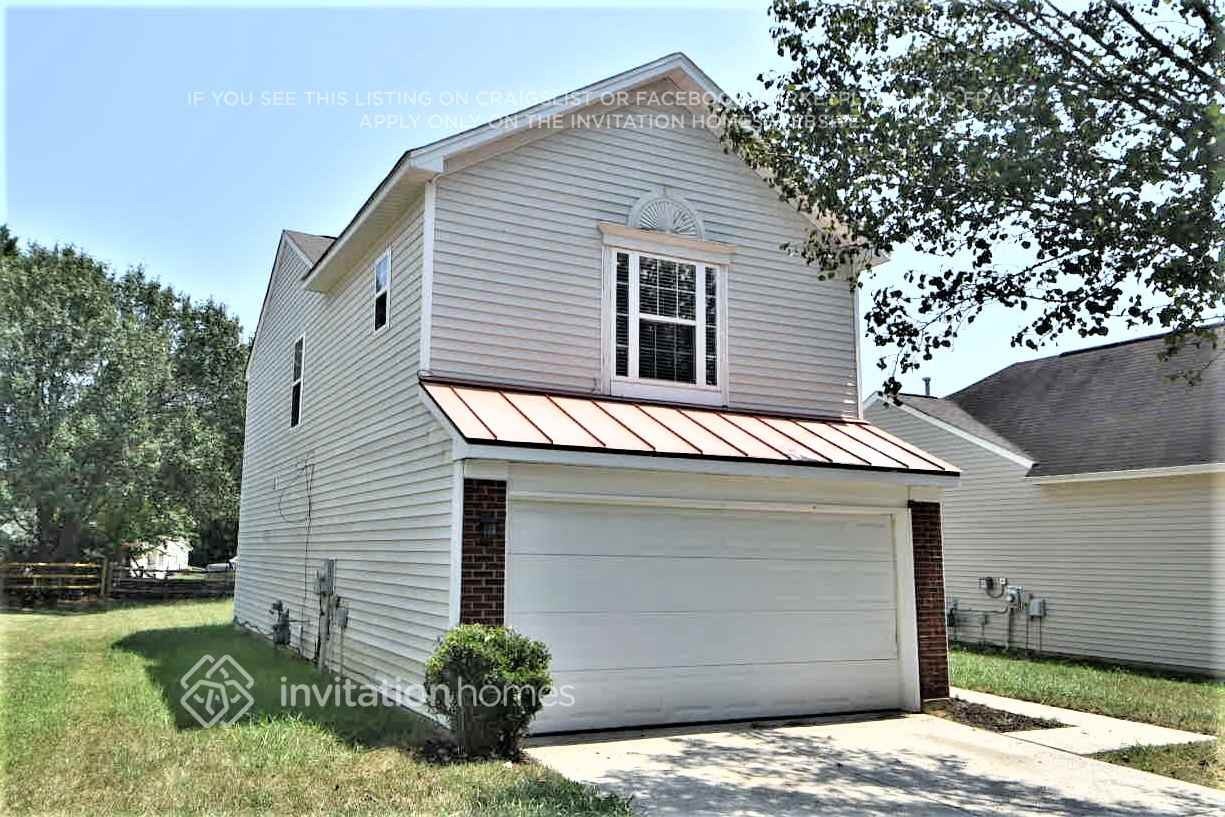 10214 Green Hedge Ave - Photo 2 of 13