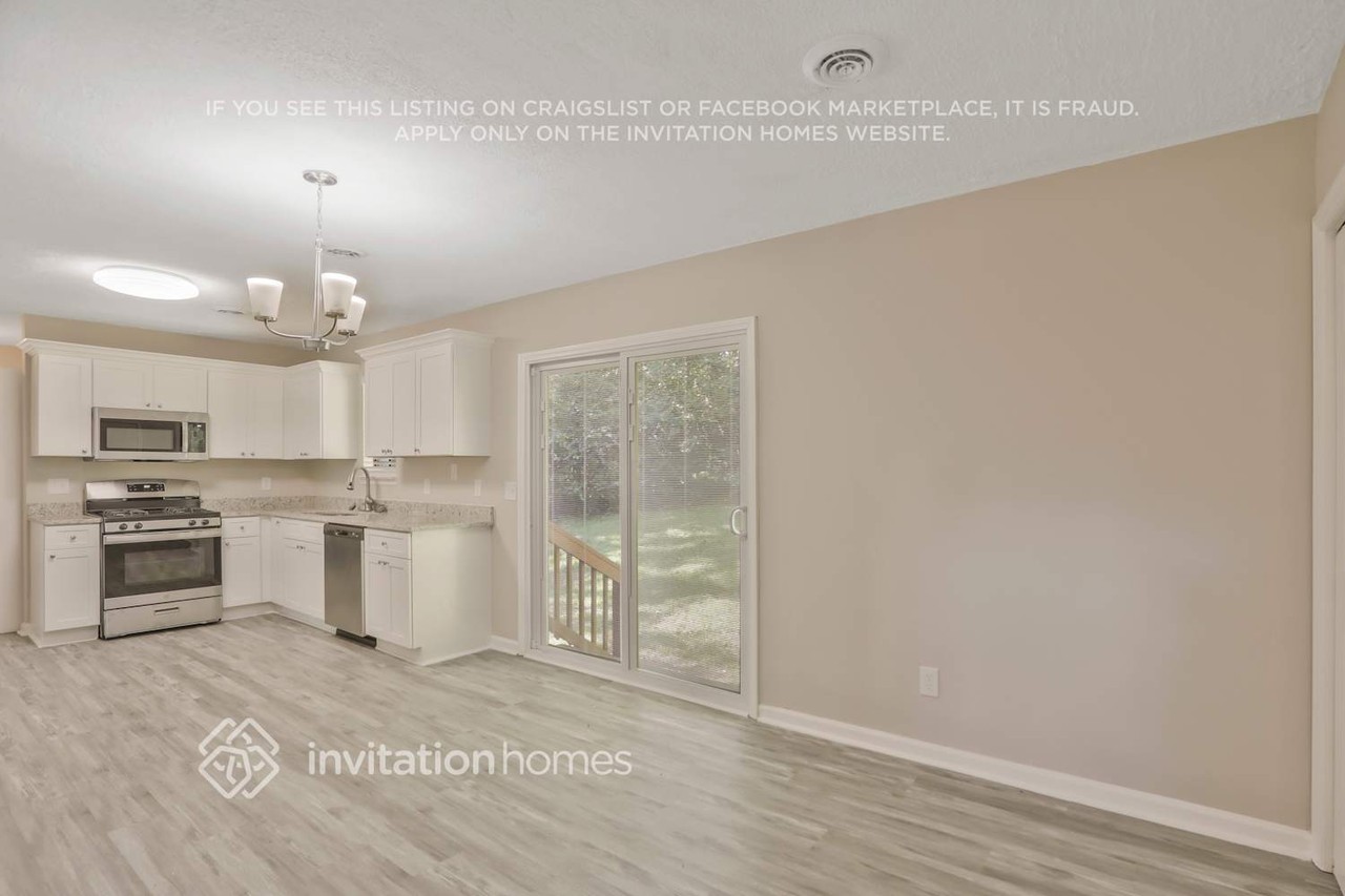3866 Mcgill Way - Photo 7 of 26