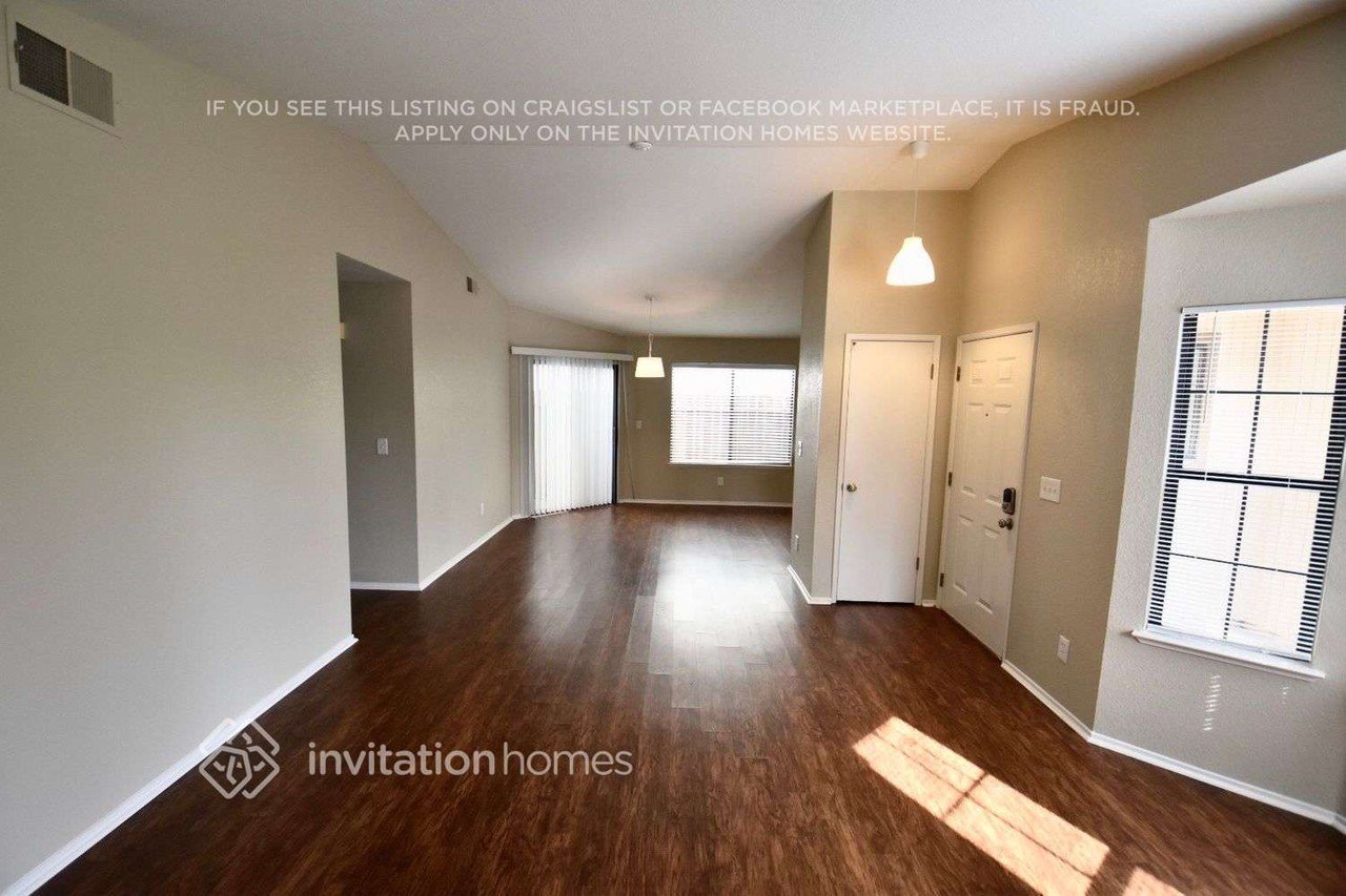 341 Hemphill Way - Photo 4 of 13
