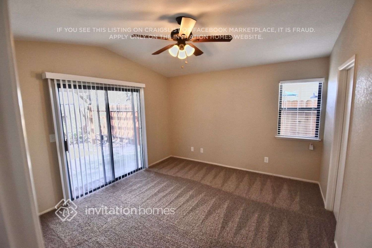341 Hemphill Way - Photo 5 of 13