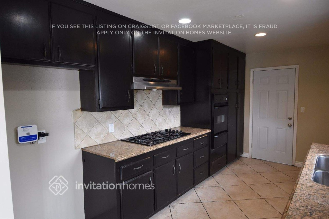 8451 Costello Ave - Photo 4 of 14
