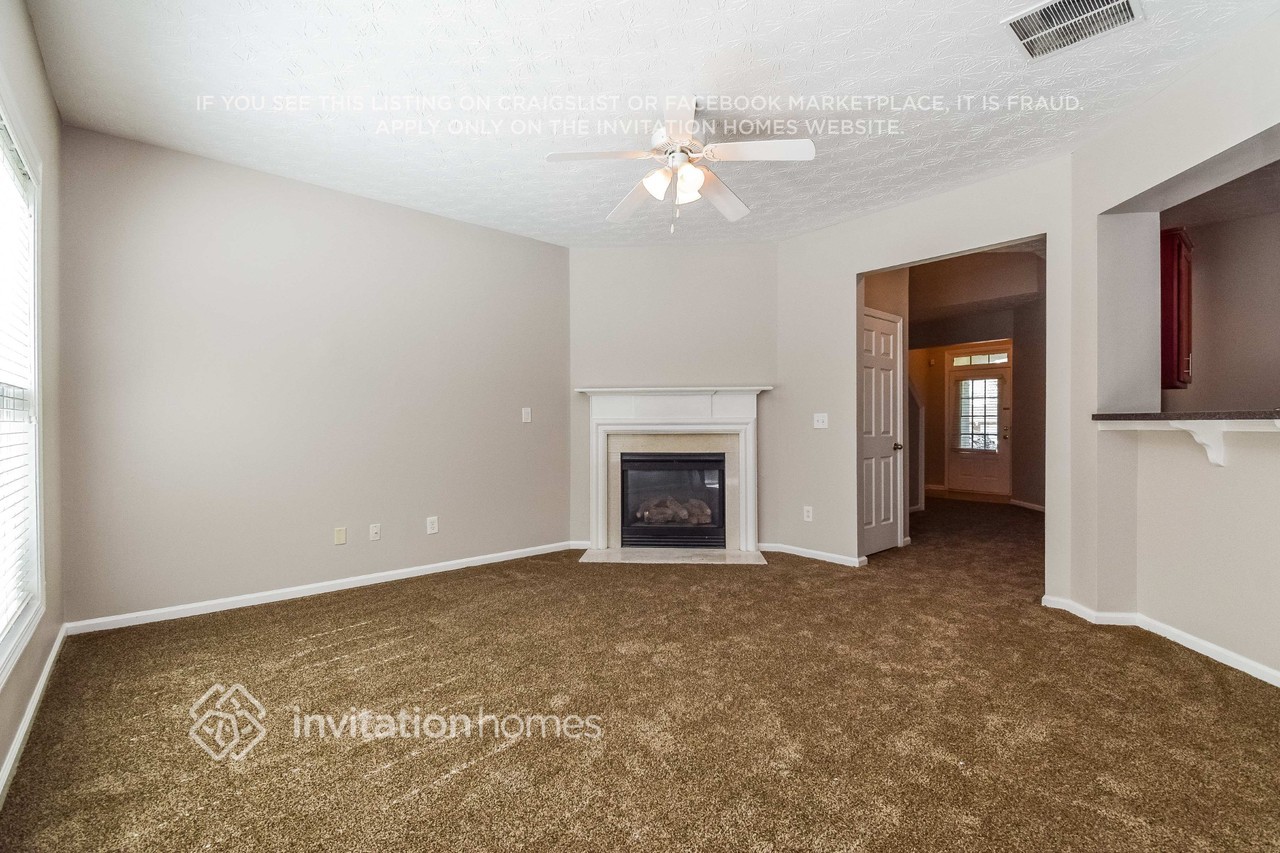 4380 Annlette Dr - Photo 2 of 16