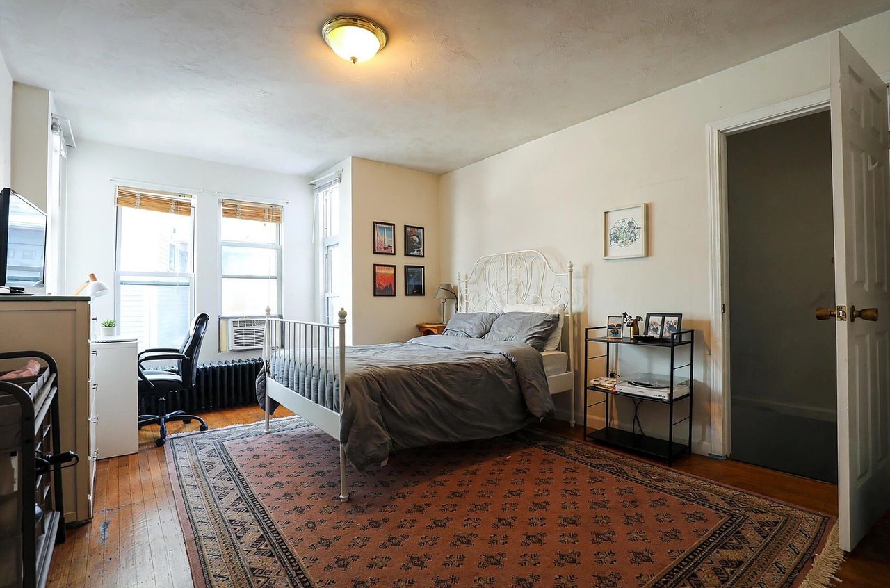 36 Farrington Ave - Photo 4 of 10