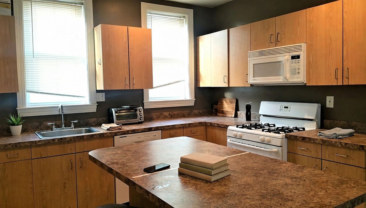 36 Farrington Ave - Photo 6 of 10