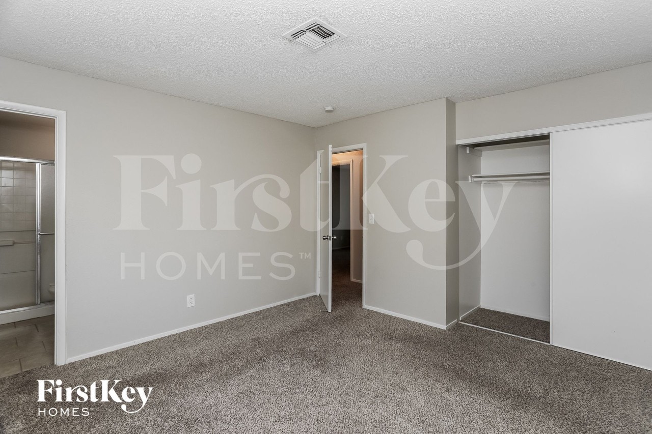 6312 Santa Cruz Ave - Photo 6 of 15