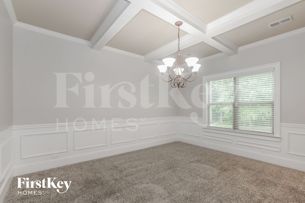 394 Plymstock Dr - Photo 3 of 15