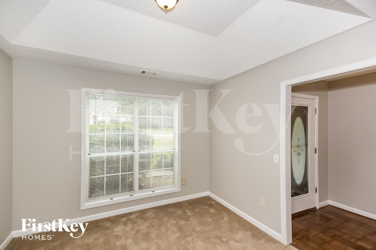 2720 Ivy Mill Dr - Photo 7 of 15