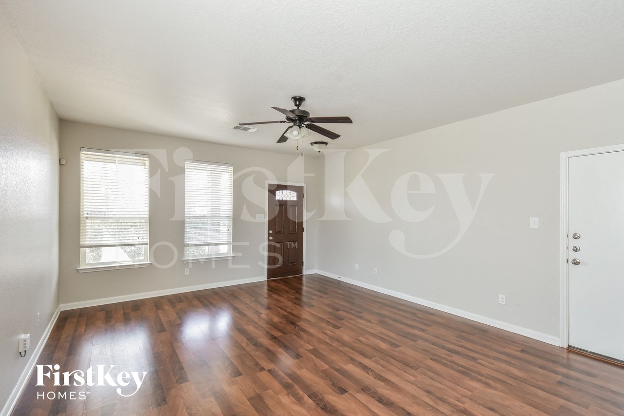 268 Escarpment Oak - Photo 2 of 16