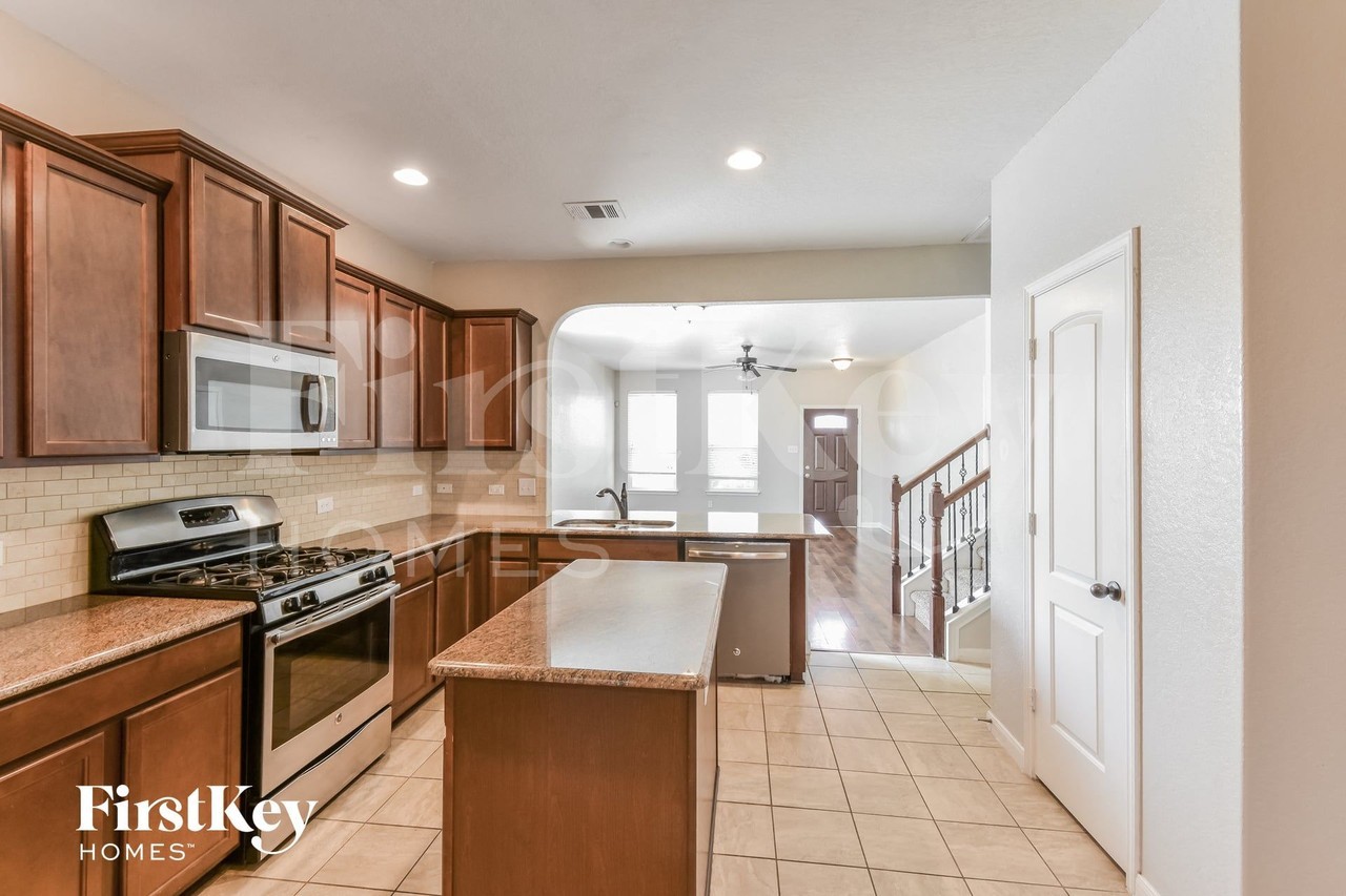 268 Escarpment Oak - Photo 6 of 16