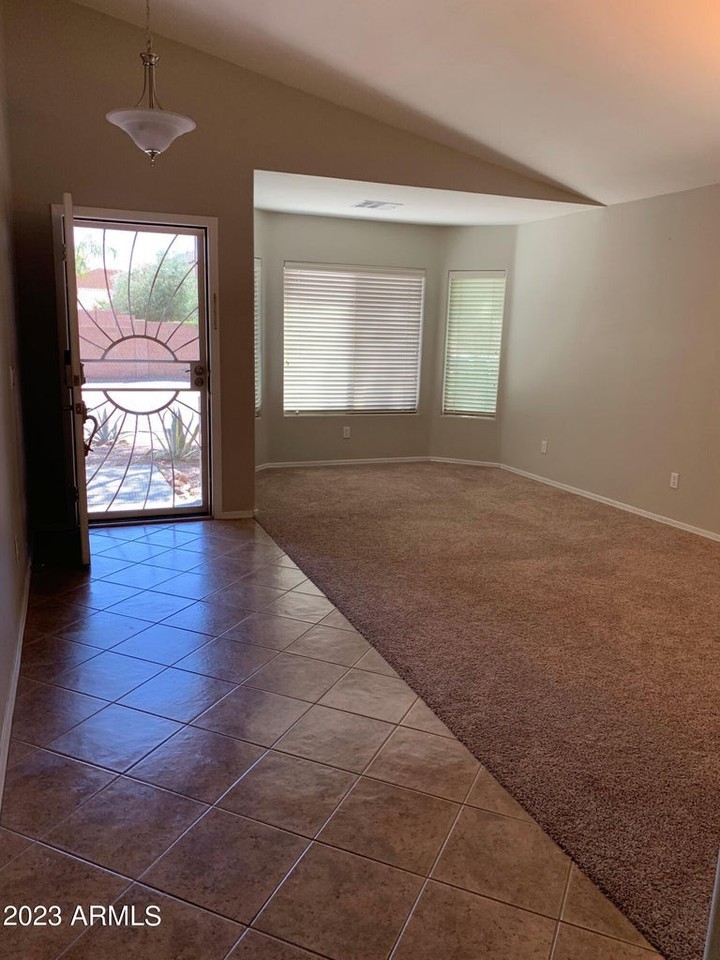 33096 N Kari Rd - Photo 2 of 7
