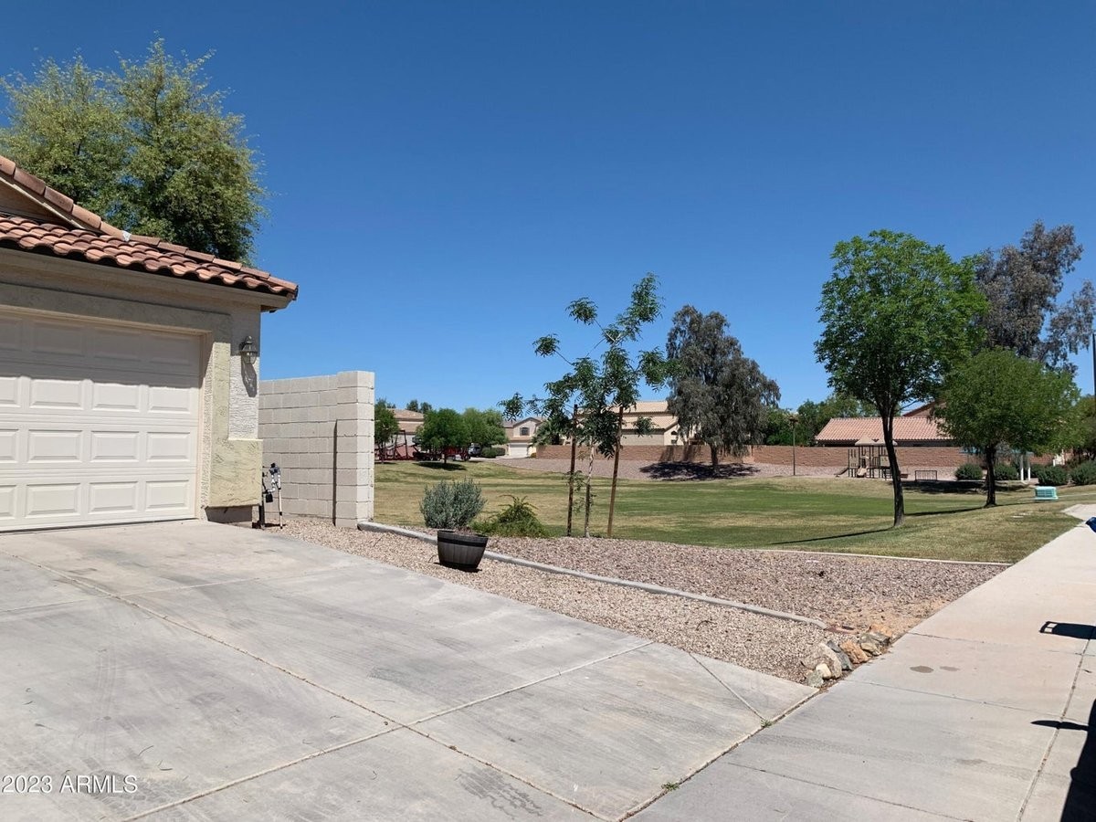 33096 N Kari Rd - Photo 6 of 7