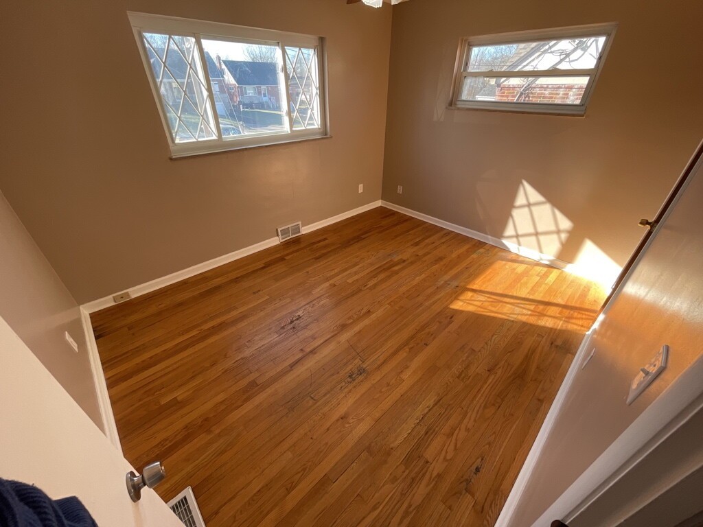 1506 Balfour Ln - Photo 7 of 11