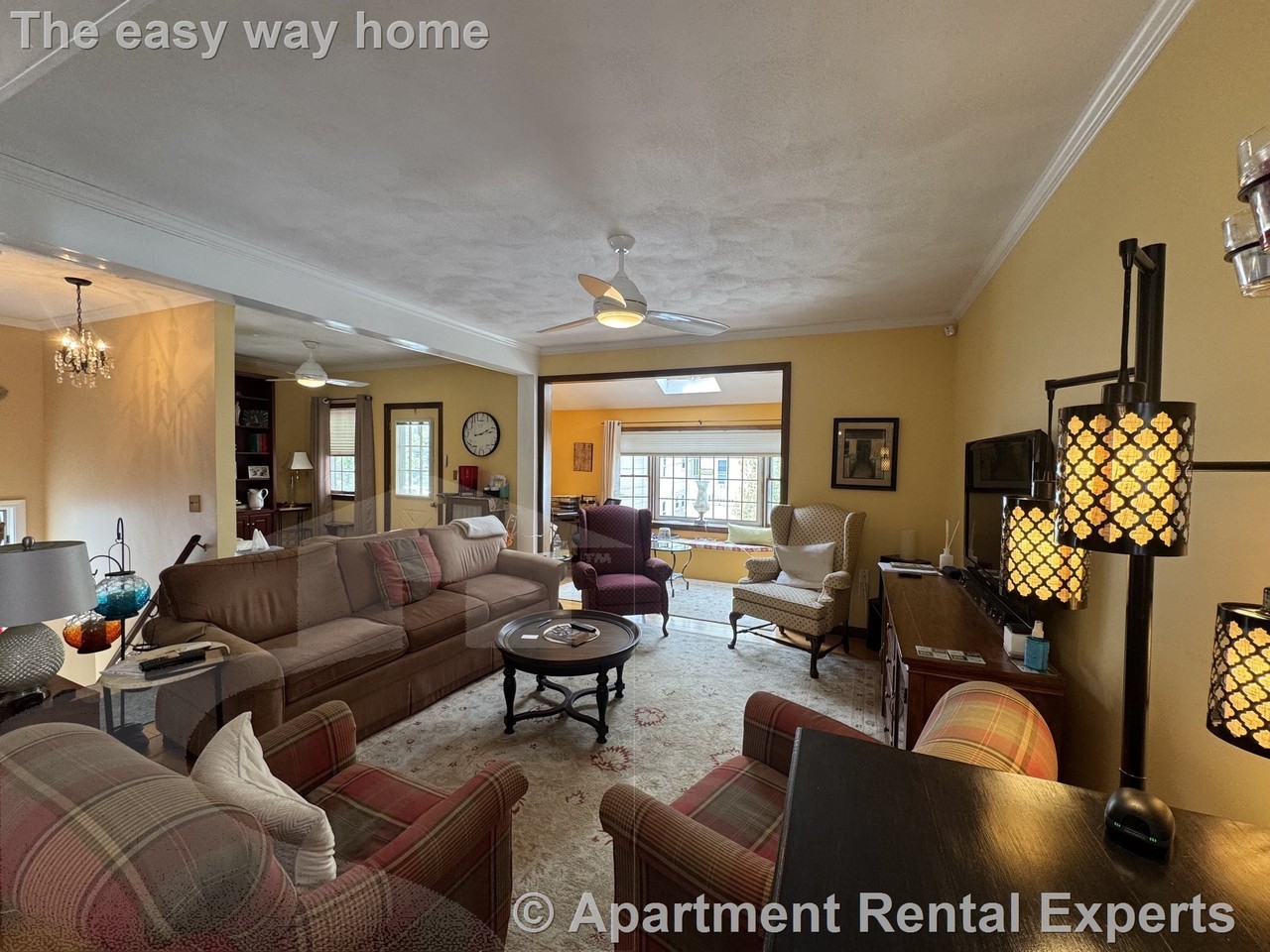 24 Stoughton St #2 - Photo 4 of 22