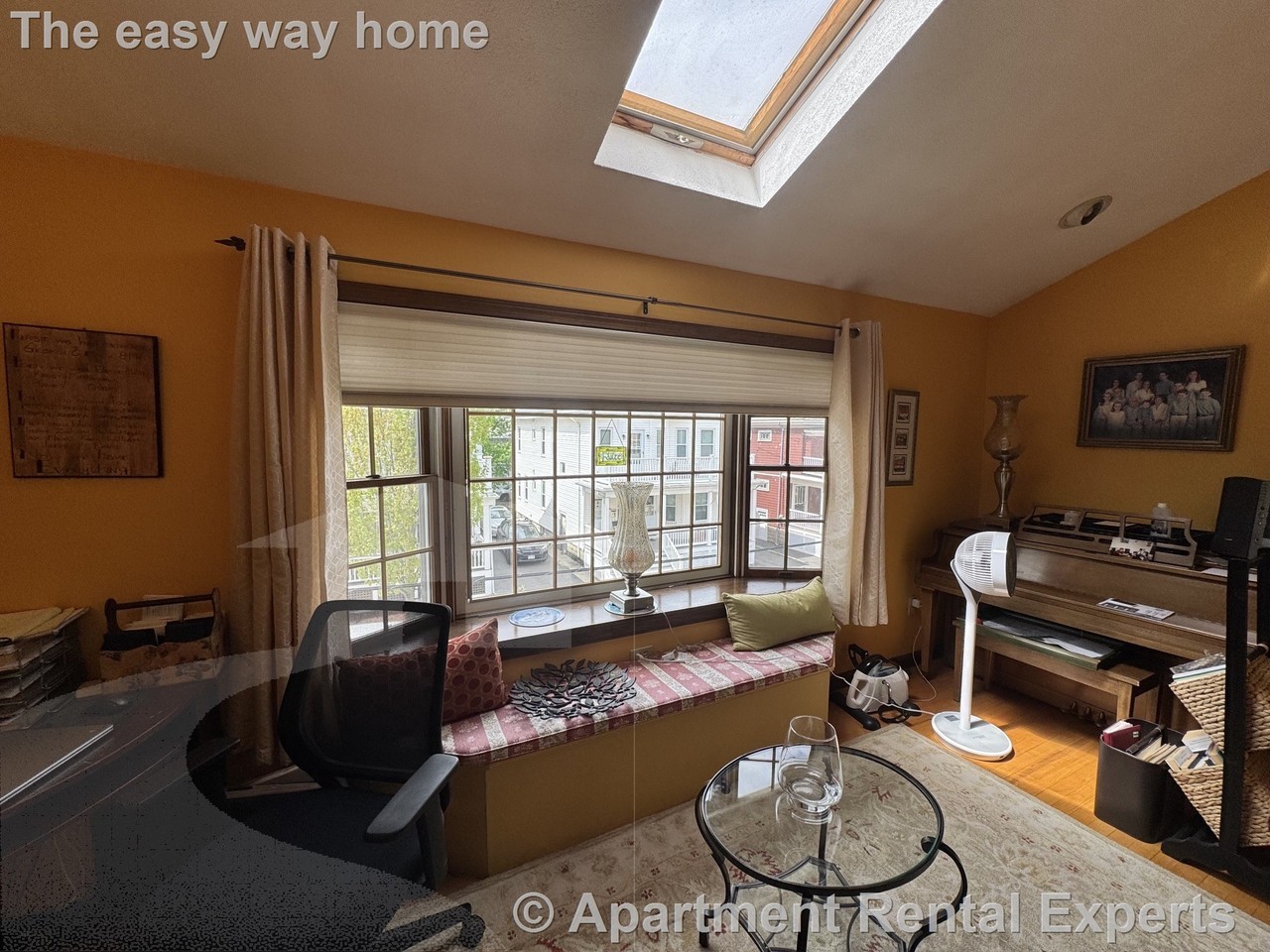 24 Stoughton St #2 - Photo 7 of 22