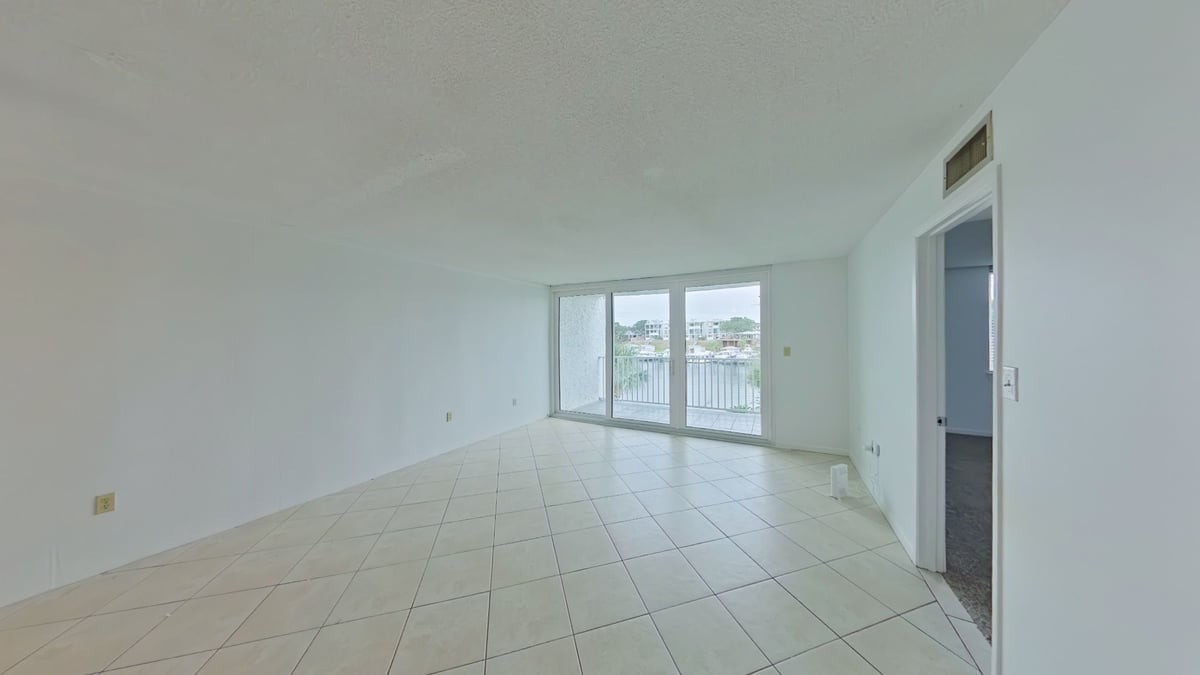 30 Moreno Point Rd #303B - Photo 5 of 18