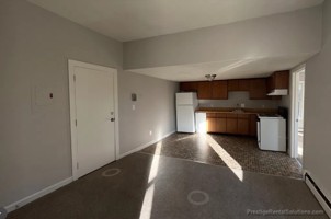 featured image of 640 Washington St #3