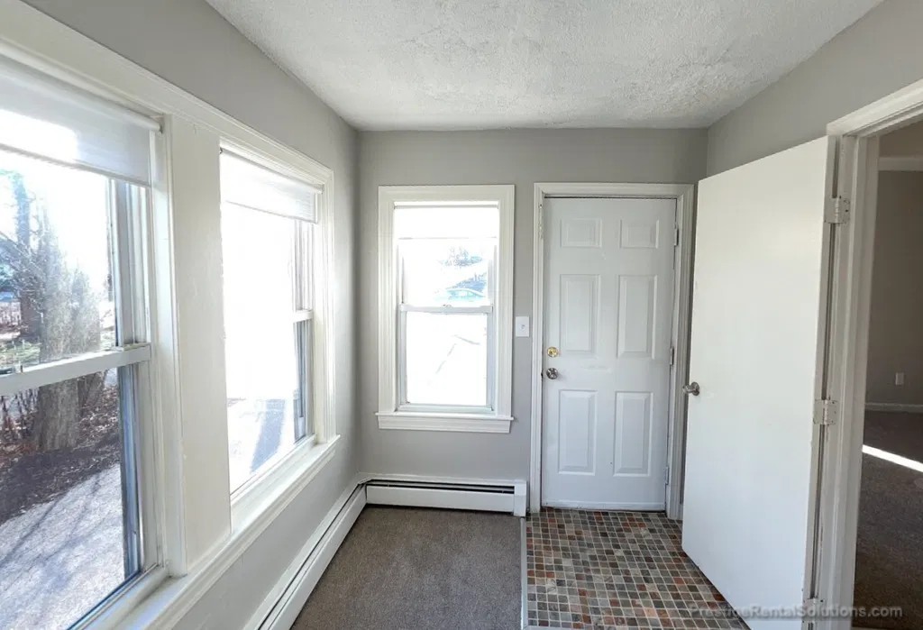 640 Washington St #3 - Photo 2 of 13