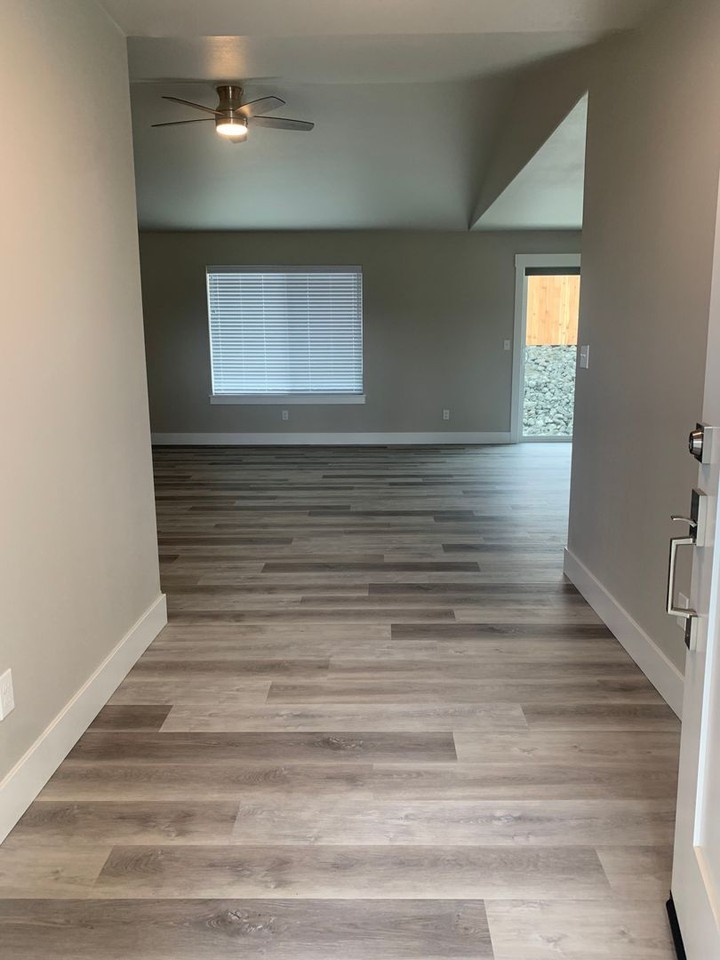 857 W Crystal Ct - Photo 2 of 18