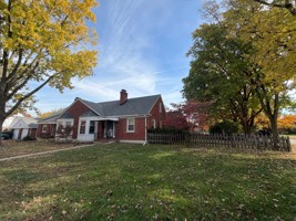 featured image of 1240 Delaine Ave