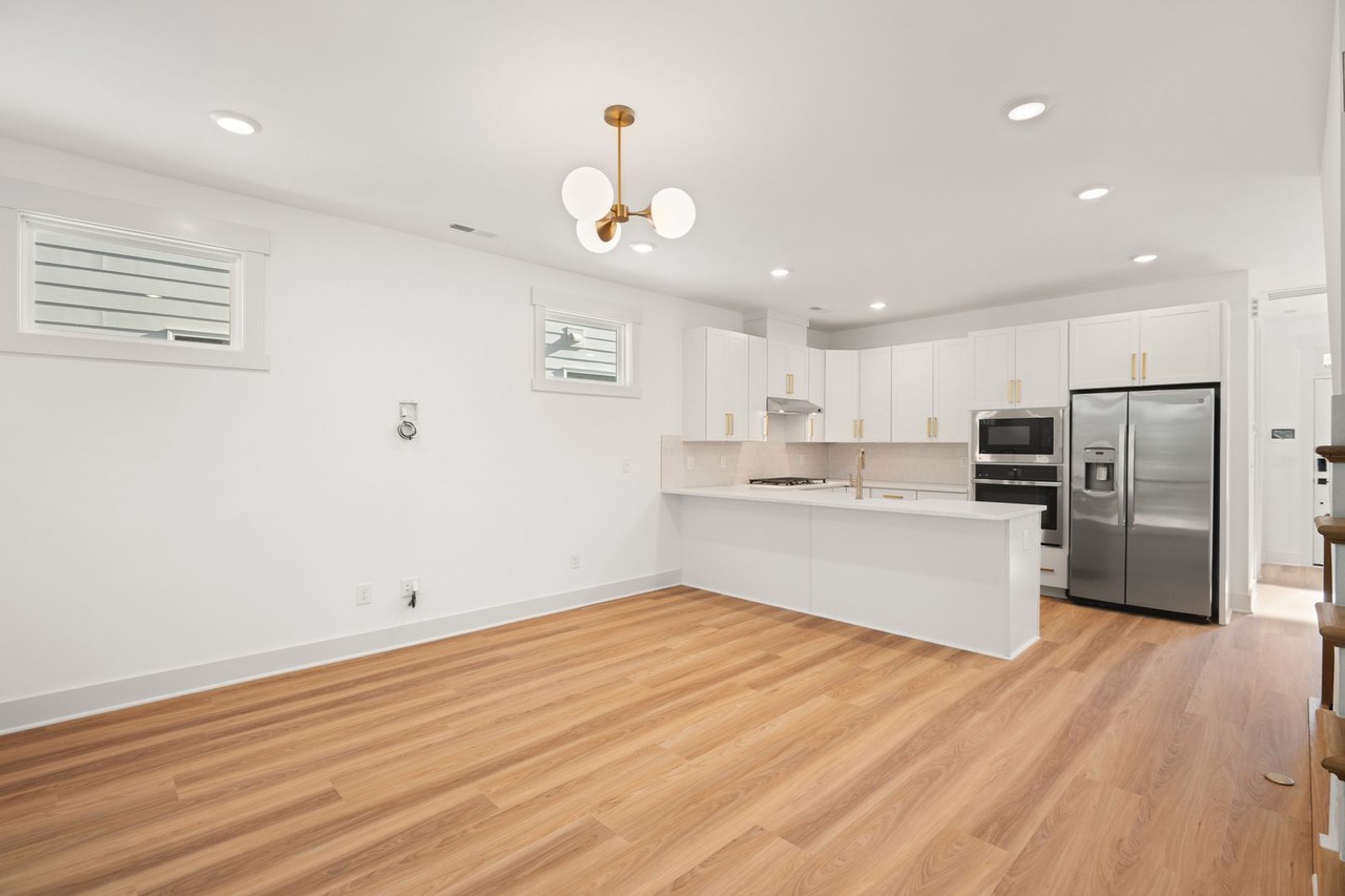620A Colfax St - Photo 6 of 22