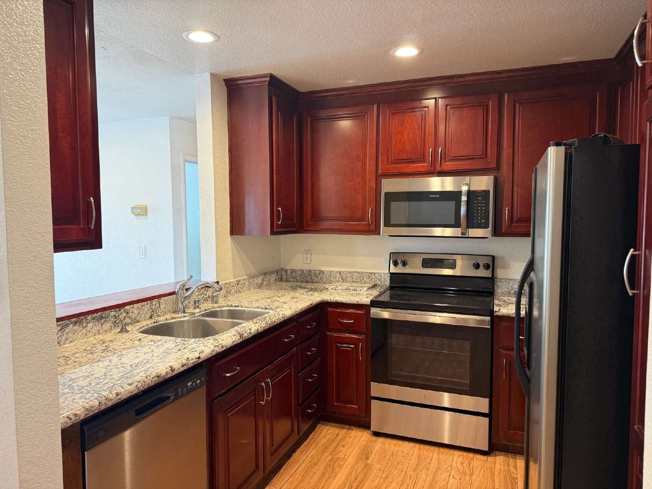 4523 Waterville Dr - Photo 5 of 10