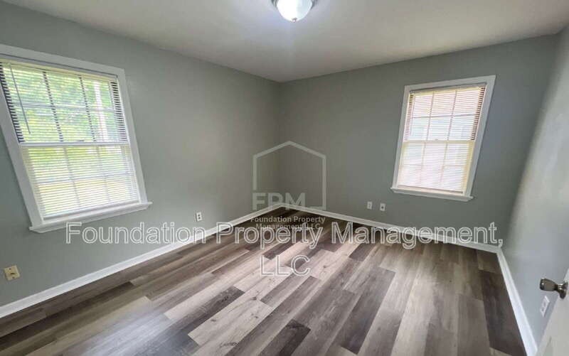 1254 Will Scarlet Rd - Photo 7 of 12