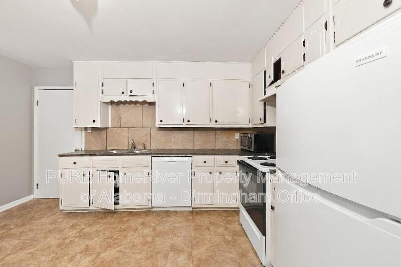 121 22nd Ave Ne #121 - Photo 7 of 25