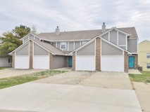 2120 Highridge Dr #D - Photo 1 of 1