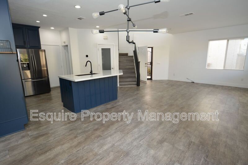 92 Calle Segunda - Photo 6 of 26