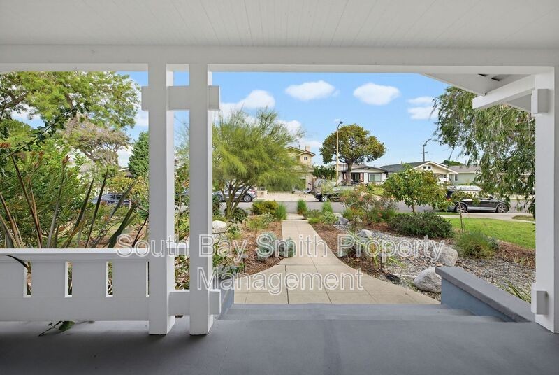 2015 Gramercy Ave - Photo 4 of 50