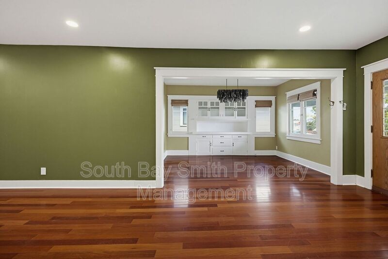 2015 Gramercy Ave - Photo 7 of 50