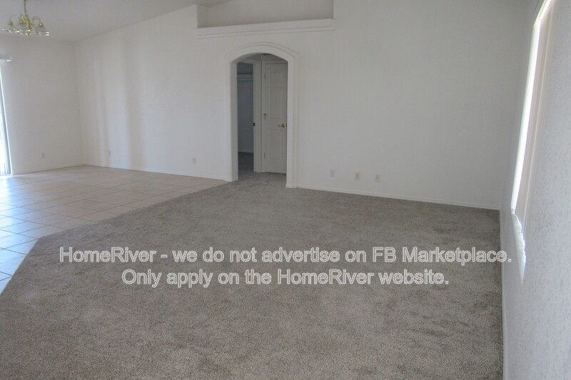 1465 Blackfoot Ln N - Photo 4 of 35