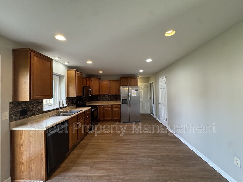 14922 Bristlecone Ct - Photo 6 of 28