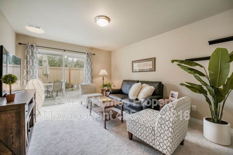 4764 244th Ct Se - Photo 5 of 22