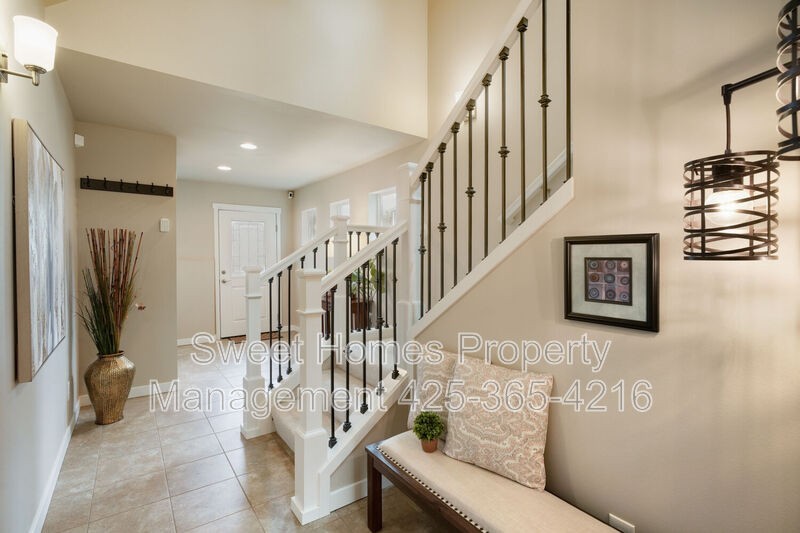 4764 244th Ct Se - Photo 7 of 22