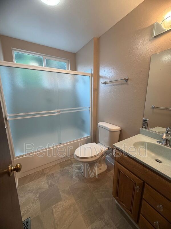 611 Tokay Ave - Photo 6 of 42